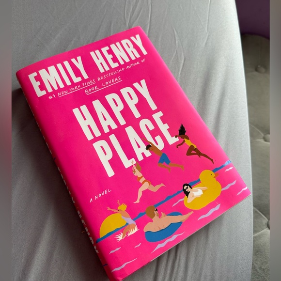 Emily Henry - Happy Place Hardcover Book - Picture 1 of 4